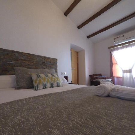 Apartamentos Fuente Nueva II Caces Eksteriør billede